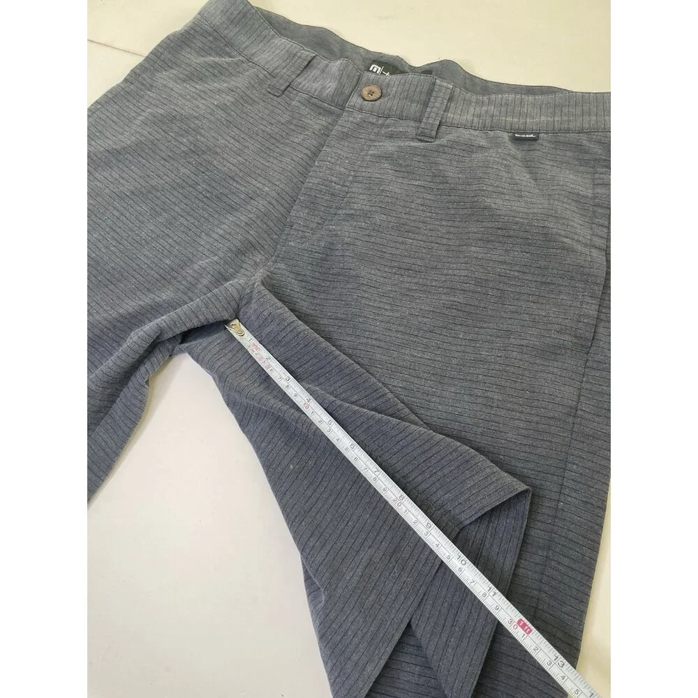 Travis Mathew Shorts Mens 34” L Dark Gray Striped Golf 9.5” Inseam Stretch - Picture 5 of 7